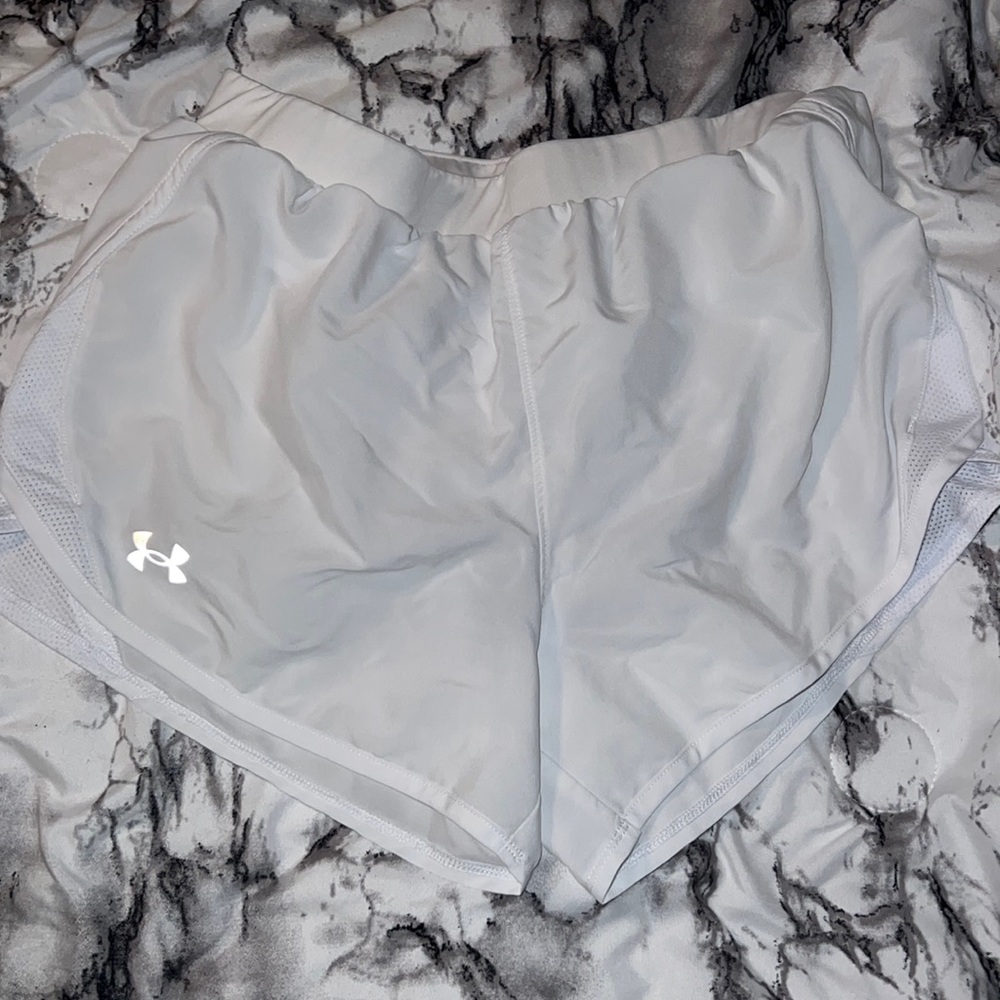 UnderArmour Drifit Shorts Size M